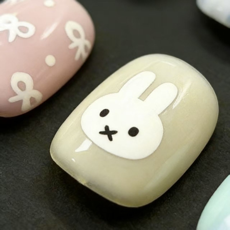 Miffy Häschen |   Weiche & Fla – Nail Tech Accessories Bewertung und Preis